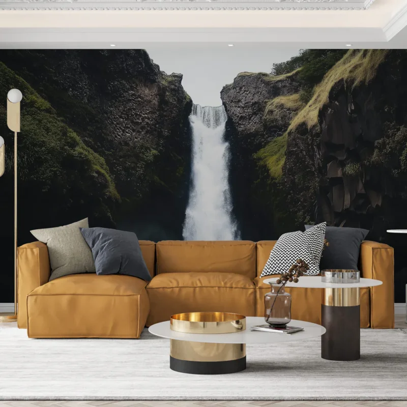 Papier peint chute d‘eau Cascade majestueuse entourée de falaises verdoyantes Vente Directe