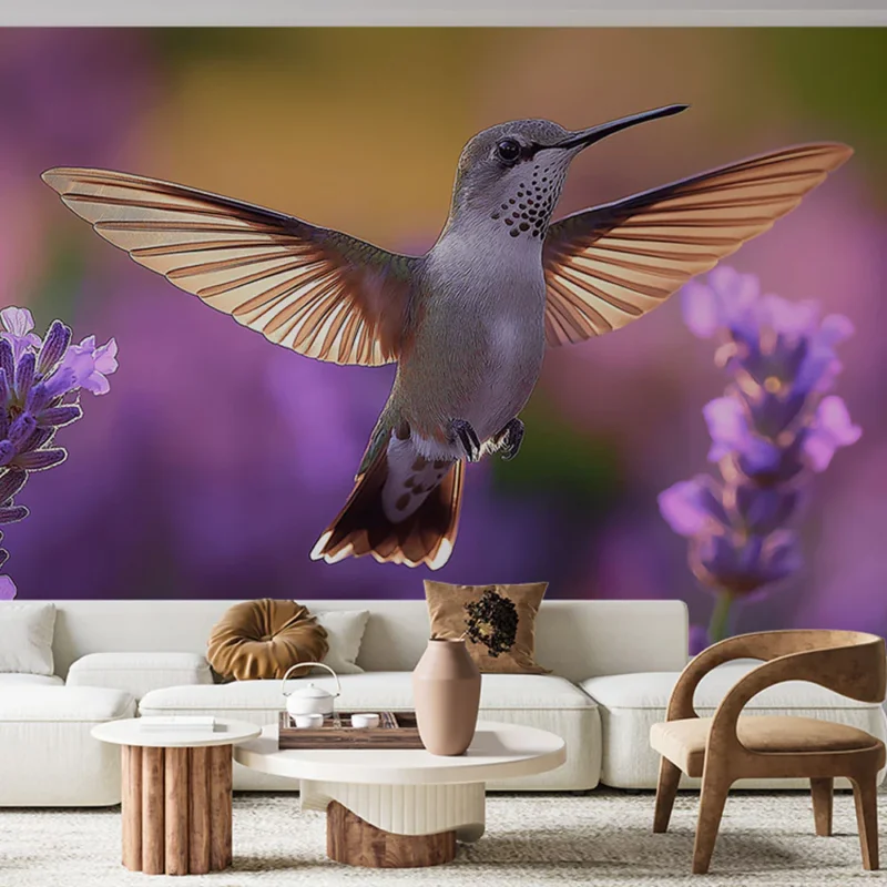 Papier peint colibri Un oiseau coloré en vol parmi des fleurs violettes Retour Gratuit